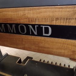 Hammond L100 + LESLIE 145 VINYL