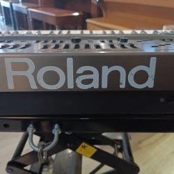 ROLAND JD 800